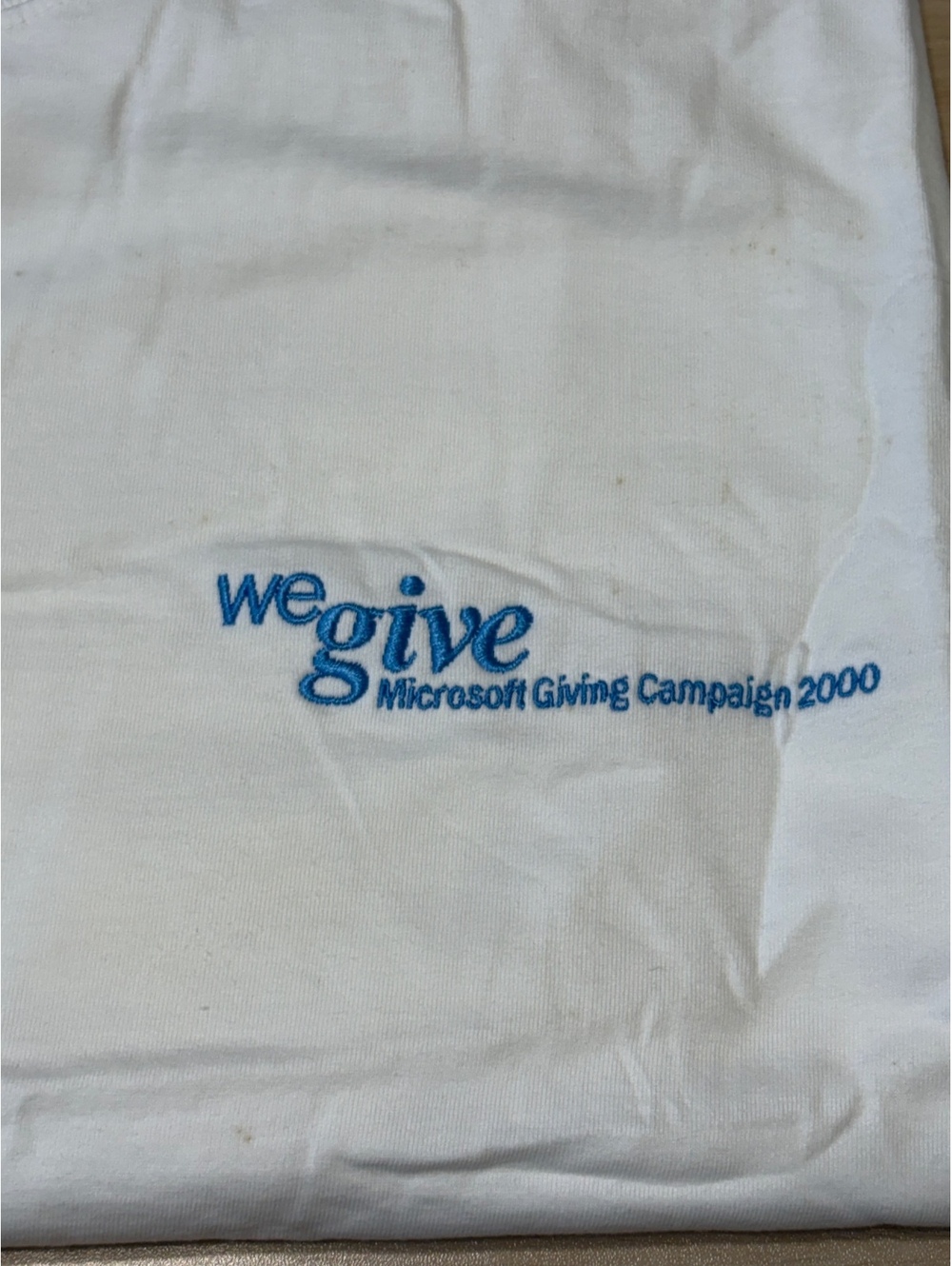 Giving Campaign 2000 MSN Hotmail Windows XL Tshirt